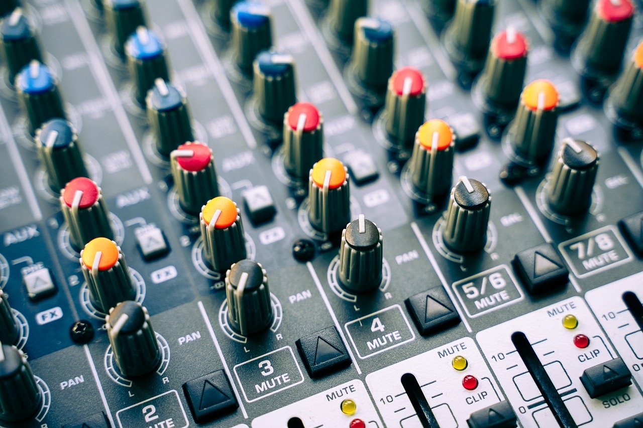 Audio Mixing Deck